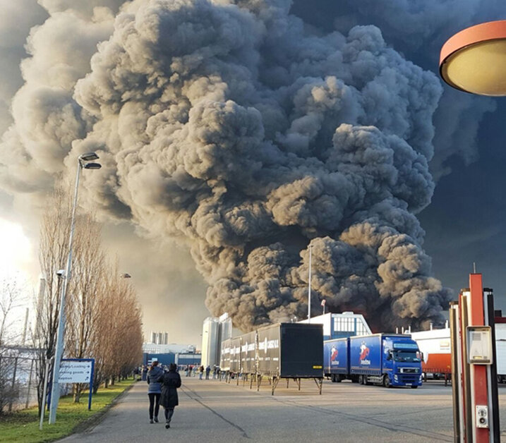 2016: Incendio en la planta de Roermond/NL
<br/>
<br/>
Traslado del laboratorio de servicio de aplicaciones (ASL) a Adligenswil/CH